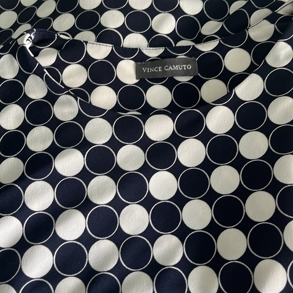 Polka dot navy and white size 4 Vince Camuto dress. Slim and flattering. - Picture 4 of 4